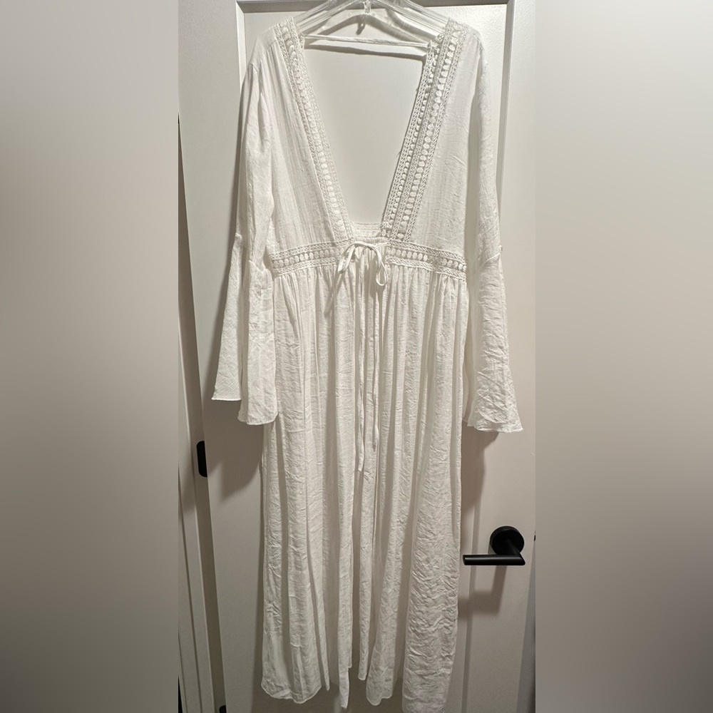 NWT Cupshe Beachy Boho flowy swimsuit coverup